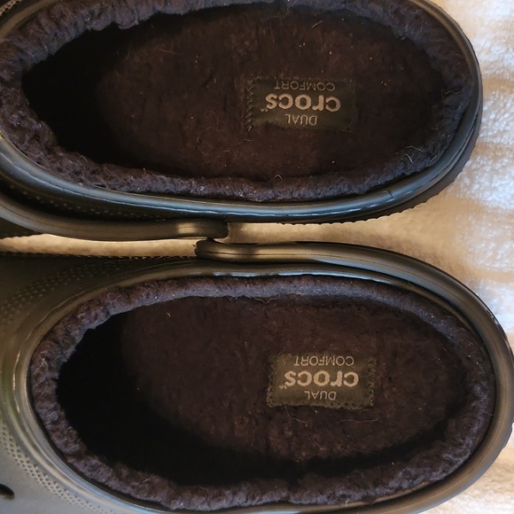 Unisex Crocs- Furlined - Picture 4 of 6